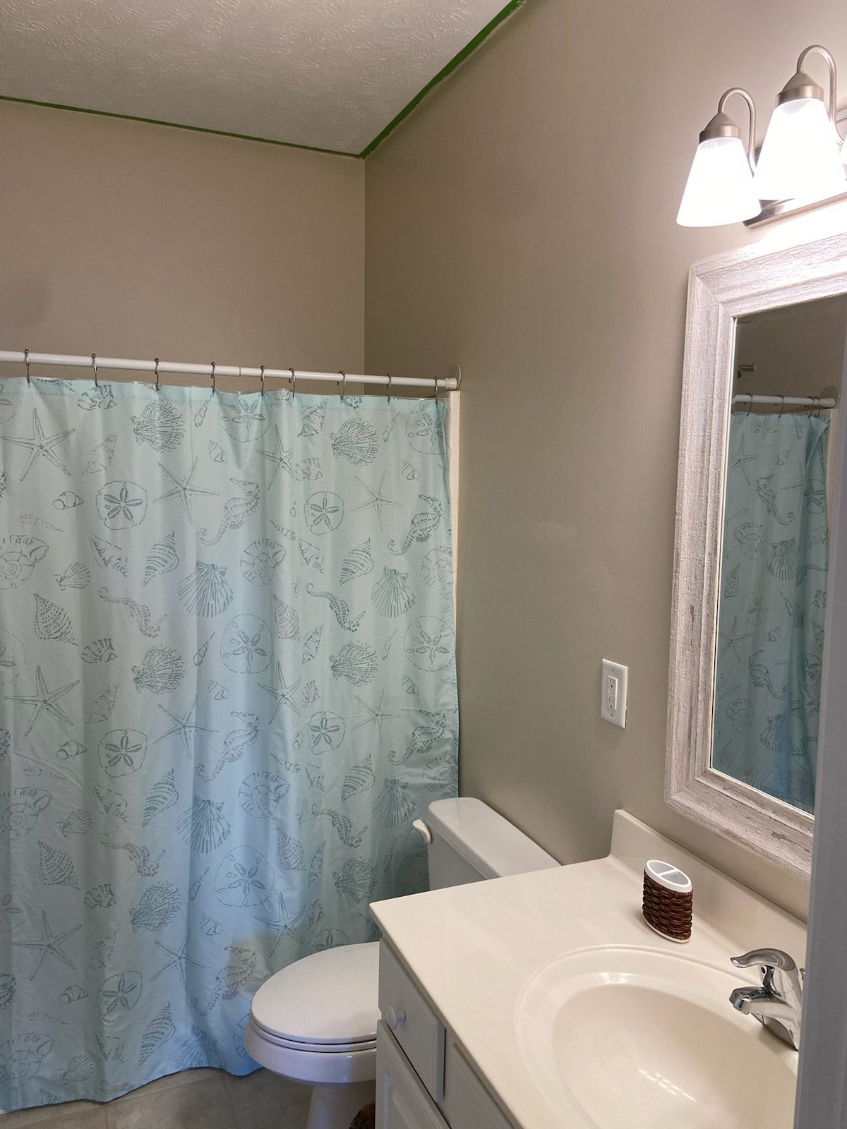 Spacious Condo in a Quiet, Gated Community photo 5