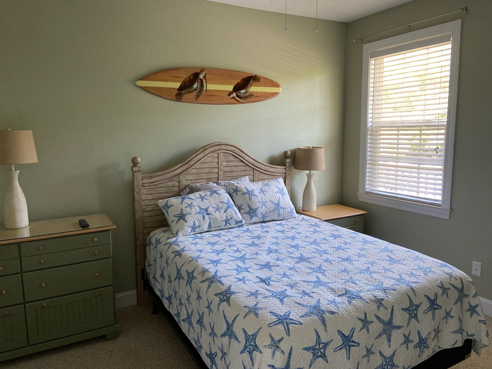 Queen size bed and tv
